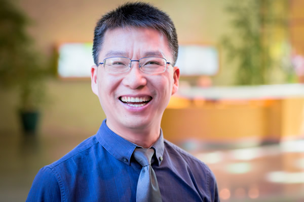 Workbook author Pinde Fu is an experienced Web GIS app developer who also teaches at the University of Redlands and the Harvard Extension School.