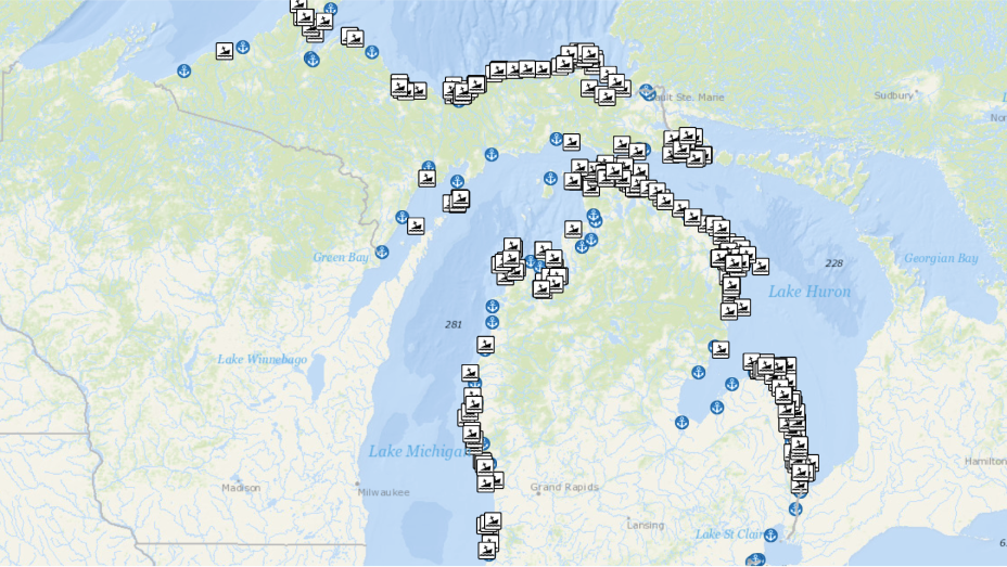 Map of the Great Lakes with data points showing the locations of shipwrecks