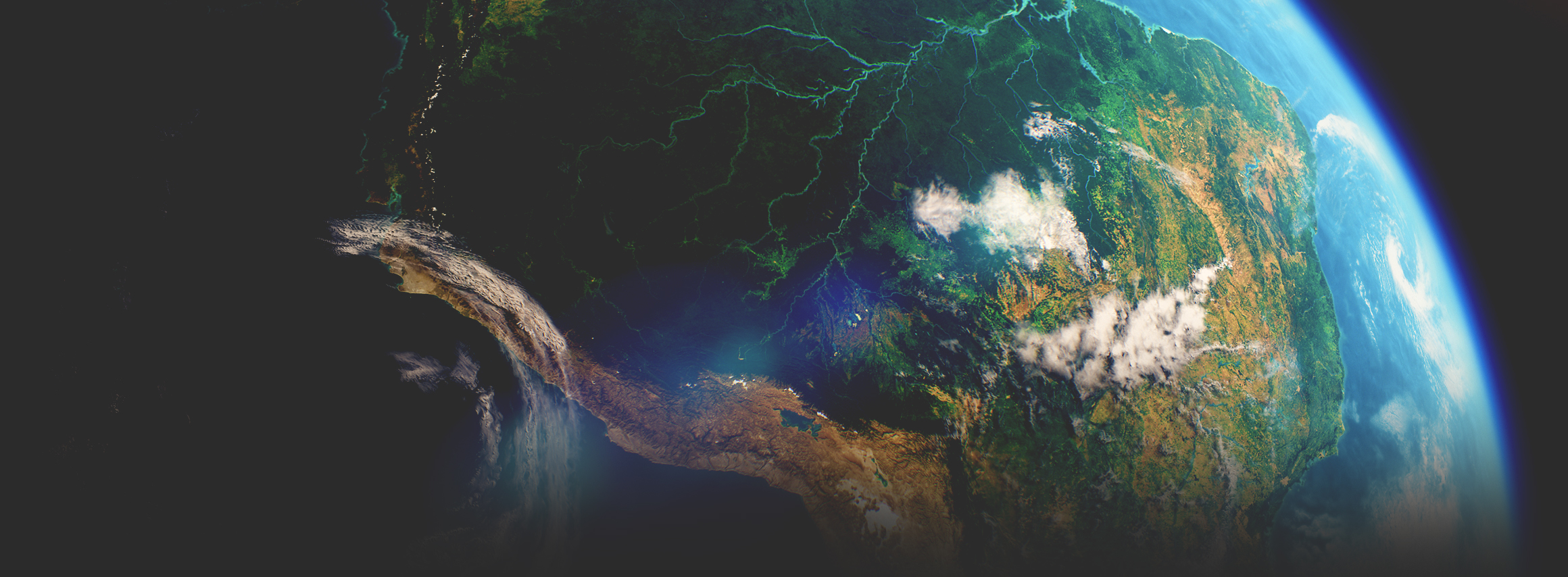 Imagens de satélite tiradas do espaço mostram um continente verde com um rio passando por ele, o oceano e a atmosfera