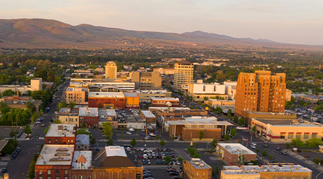 Vue oblique du centre-ville de Yakima, Washington