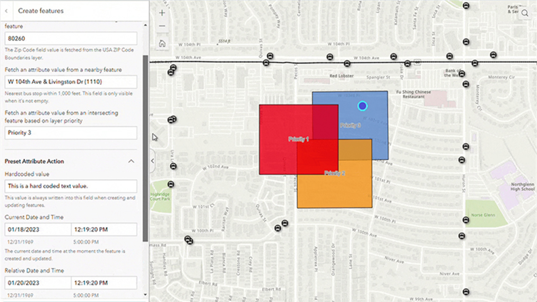 Das Widget "Smart Editor" in ArcGIS Web AppBuilder mit einer Karte mit Bushaltestellen, die von Quadraten in Rot, Blau und Orange überlagert ist